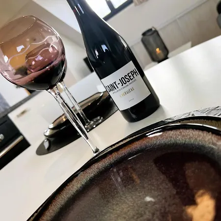 Daire Saint Jacques, Le Ciel